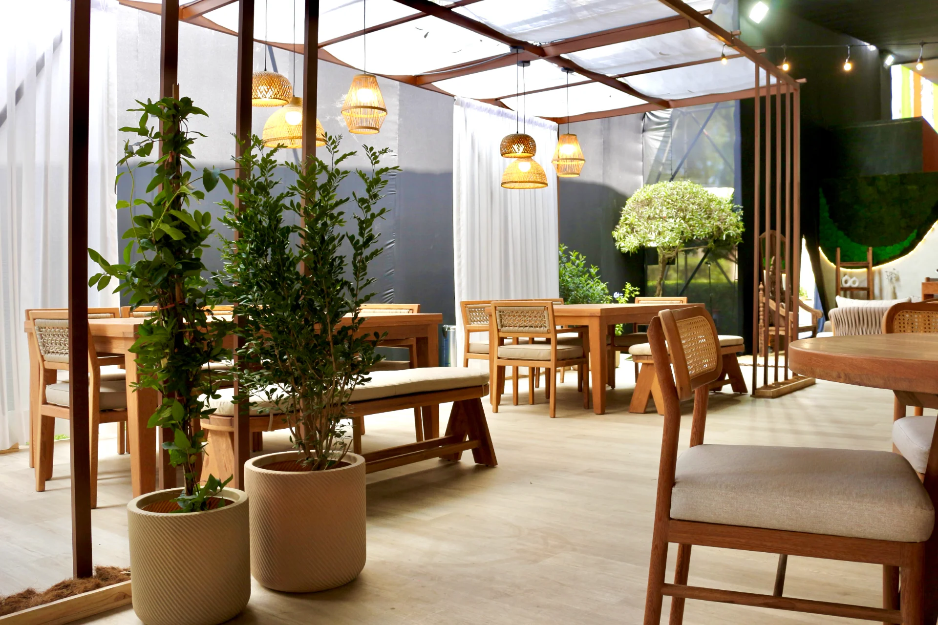 PARADISO TOSCANO EXPODECO 2025